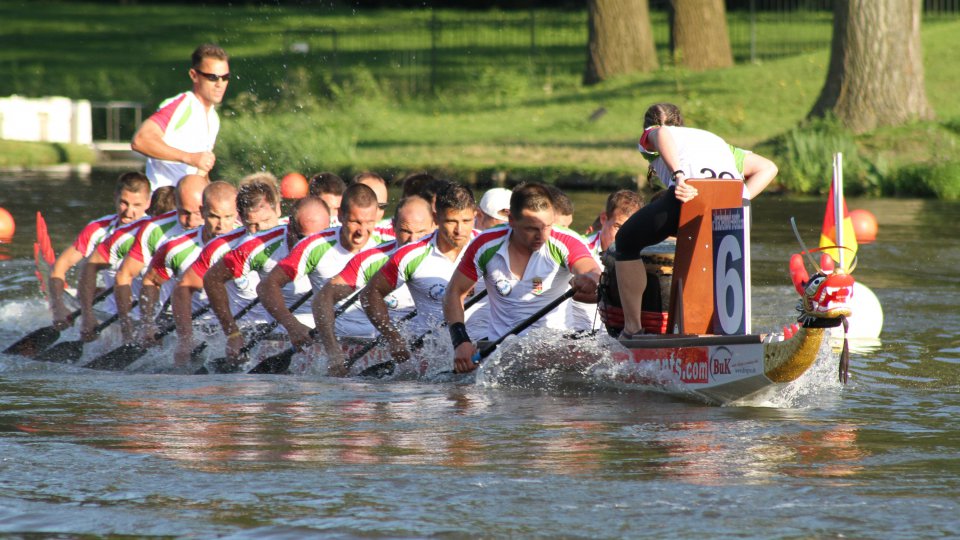 Címvédő a Testnevelési Egyetem a fesztiválszezont indító Dunai Regattán 