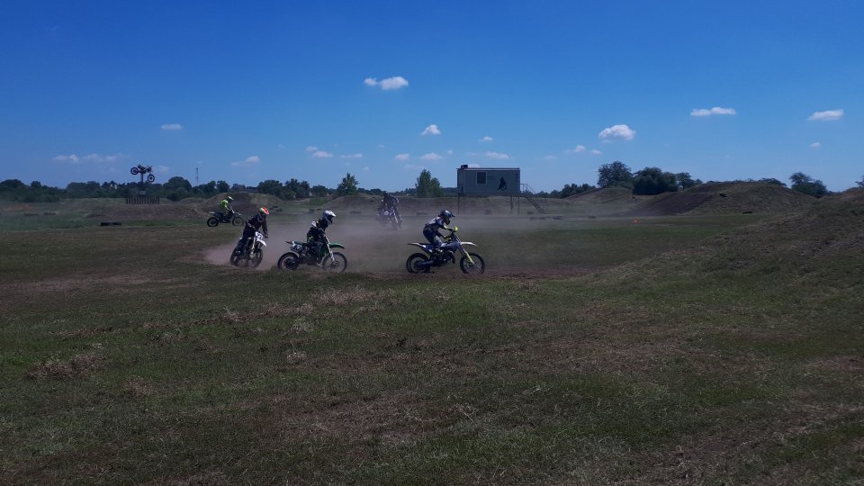 Motokrossz edzőtábor Hódmezővásárhelyen